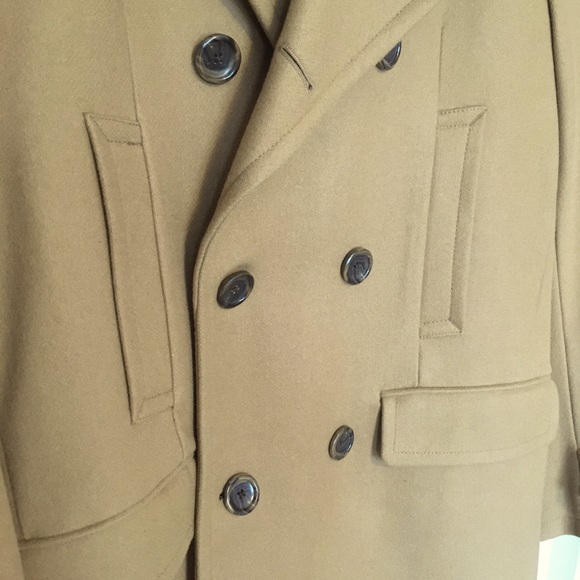 Banana Republic double breasted top coat, mens small, camel color - Picture 3 of 7